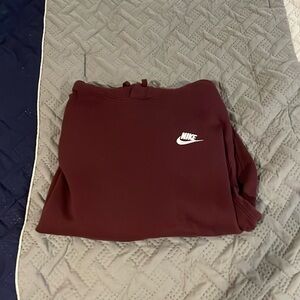 Men’s Maroon nike sportswear club fleece size medium